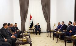 السوداني يستقبل وفداً من الصحفيين والإعلاميين المصريين برئاسة وزير الإعلام المصري